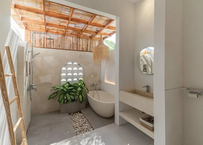 Heart Of - Mavi - 2 Bdr Private Pool Seminyak